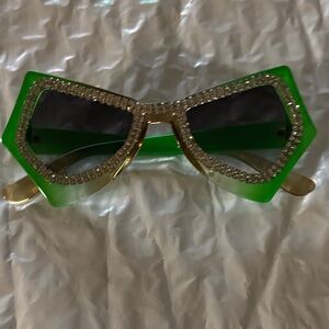 Women's Green Rhinestone Geometric Sunglasses